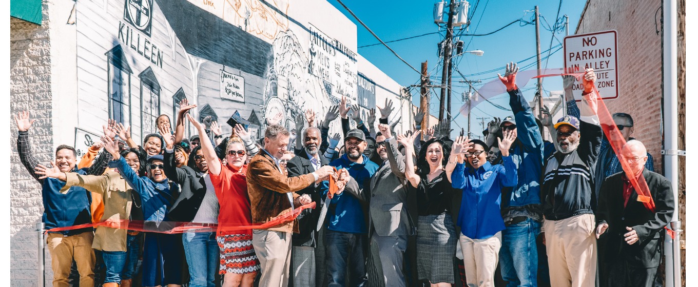 Gray Street Mural Ribbon Cutting